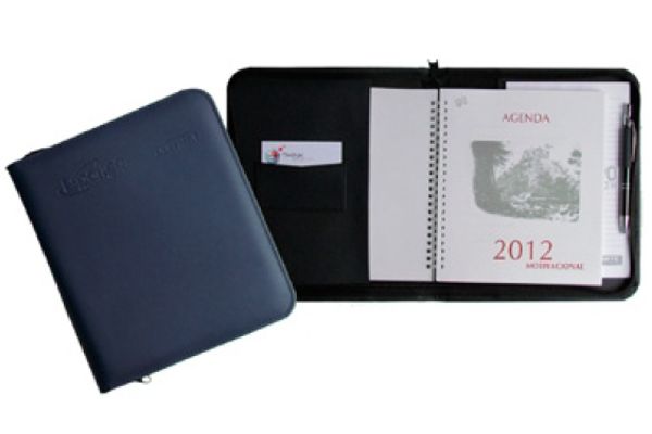 Agenda motivacional con cierre vista frontal